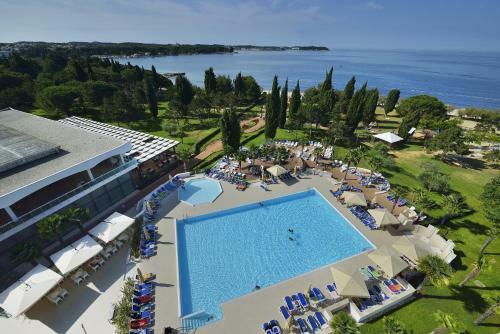 Hotel Laguna Materada