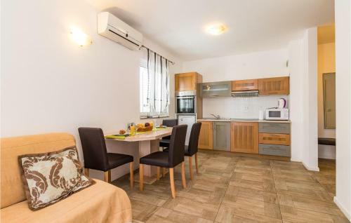 Apartment Premantura 07