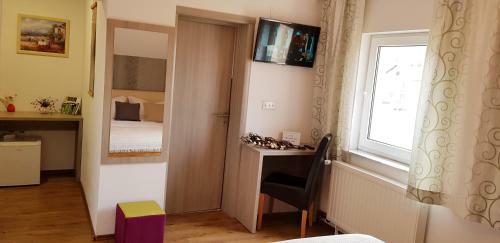 Hostal Rooms Velo