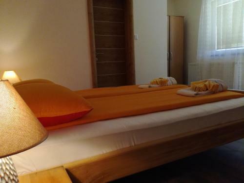 Hostal Rooms Ana