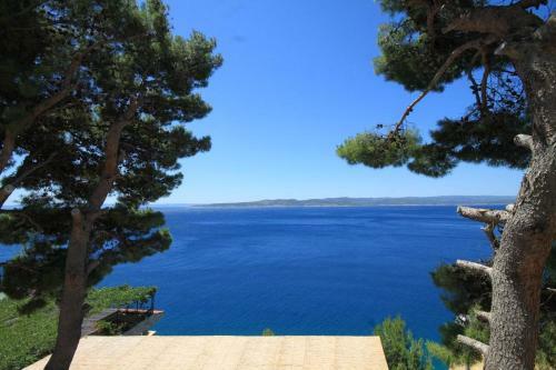 Apartments By The Sea Brela (Makarska) - 6674