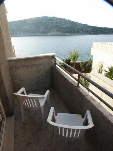 Apartment Razanj 2100a