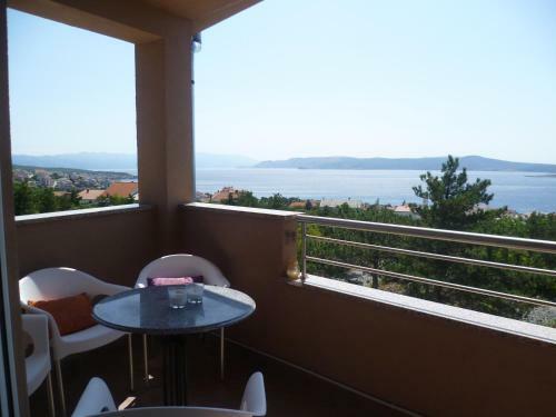 Montville Apartments