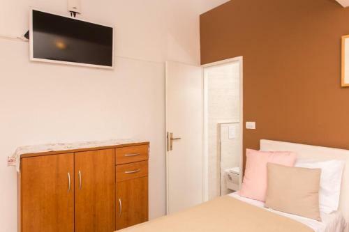 Hostal Guest House ?uk