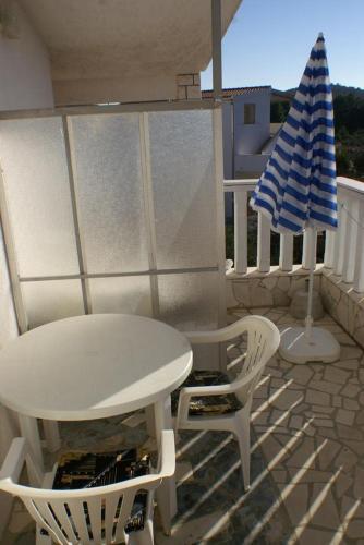 Apartment Rogoznica 4313b