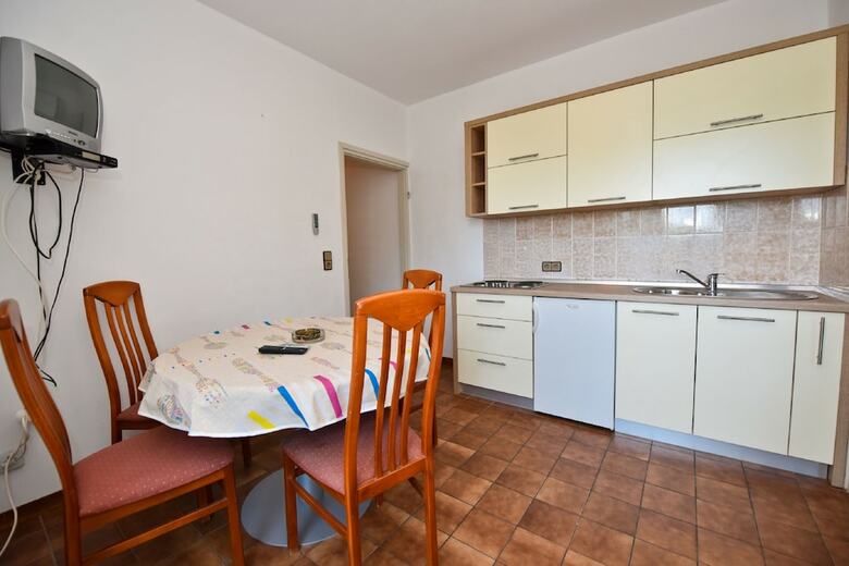 Apartments Zeno