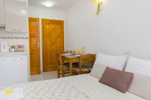 Top City Center Apartments