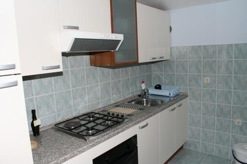 Apartment Podgora 2624b