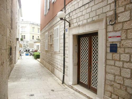 Apartamentos Dentex Studios