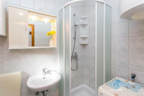 Apartments Miramare & Campara