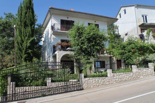 Apartment Selce 2404a