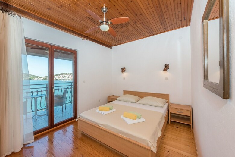 Apartment Lidija