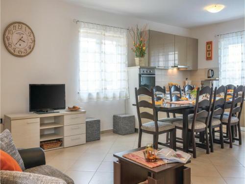 Holiday Home Loborika 44