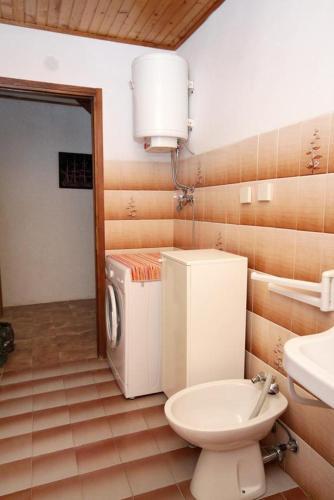 Holiday Home Sveti Jakov 7950