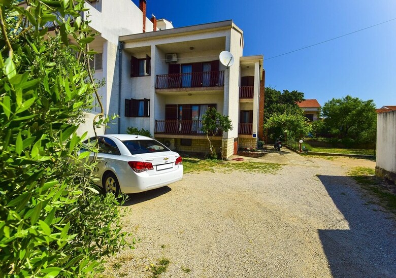 Studio Apartment Dara 1314