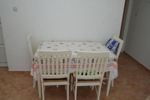 Apartment Rogoznica 4215a