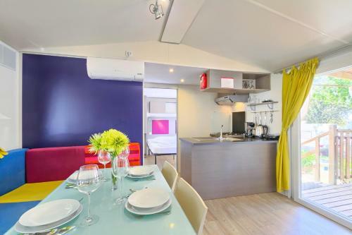 Superior Mobile Homes In Camping Kazela