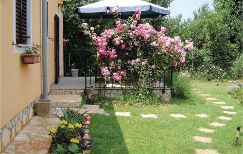 Holiday Home Liznjan Montiron