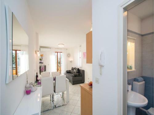 Apartment Opatijska IX