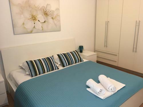 Hostal Rondina House