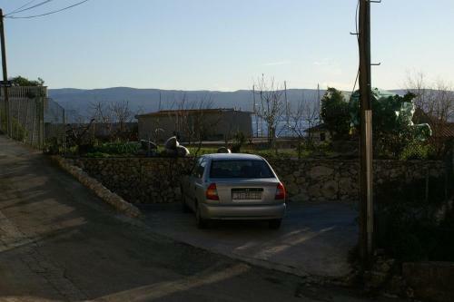 Hostal Triple Room Sumpetar 2099d