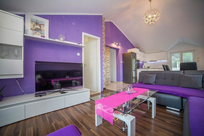 Apartments Ina