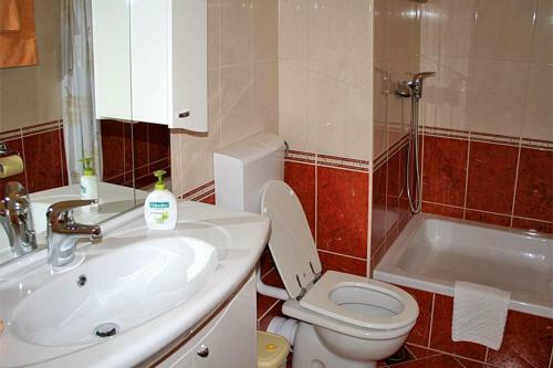 Apartamentos Studios Ravli? Marija