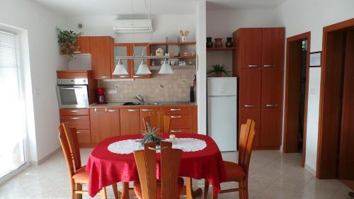 Apartment In Pula/istrien 17418