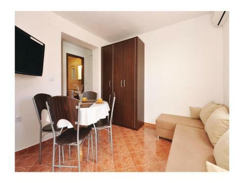 Apartment Tisno 25