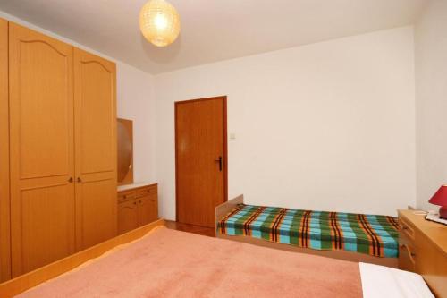 Apartment Jadranovo 5543b