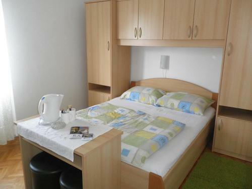 Hostal Rooms Pipo