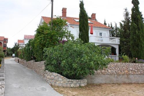 Apartments With A Parking Space Barbat (rab) - 4962