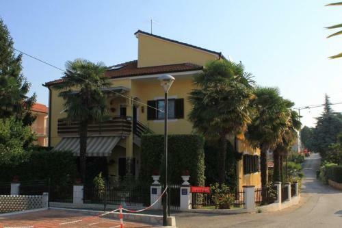 Apartments By The Sea Umag - 6095