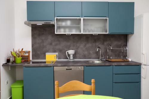 Hostal Stela Apartments