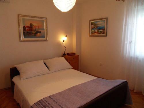 Apartments Varos