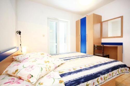Apartment Lumbarda 4440c