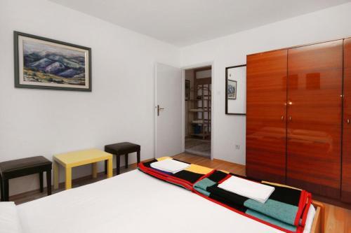 Apartment Selce 5366b