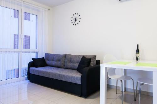Apartments Kalelarga