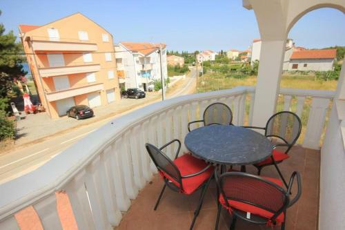 Apartment Pasman 8215a