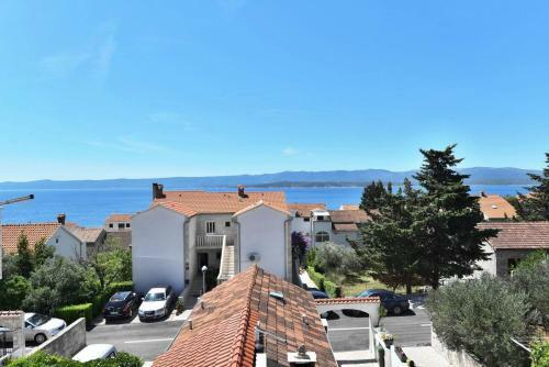 Villa Senjkovic - Apartments With Balcony And Sea View
