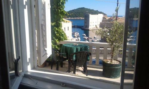 Old Town Vintage Apartment