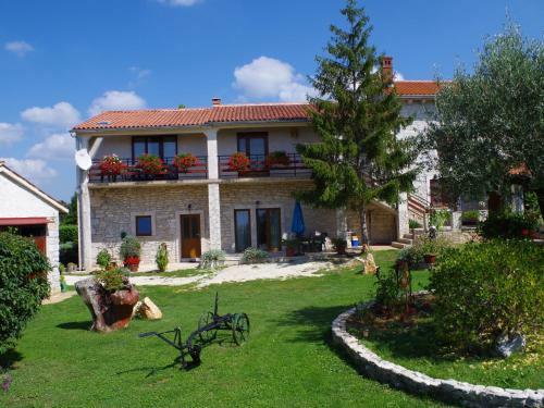 Apartment Paola 2