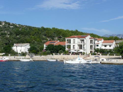 Apartments Villa Papalina 2