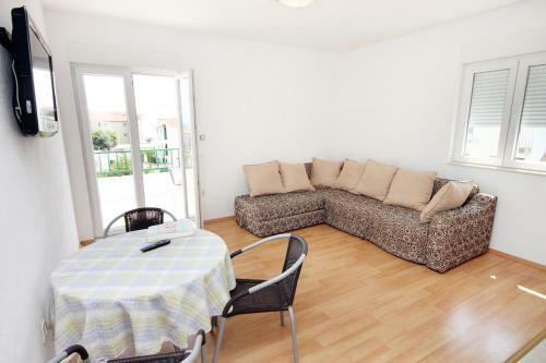 Apartment Drvenik Donja Vala 6701a