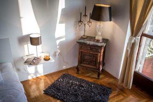 Grand View Apartment