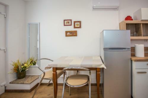 Apartment Andrije Buvine
