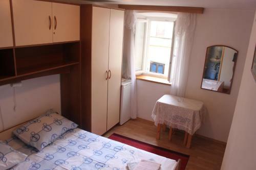 Hostal Apartments Seka Kor?ula