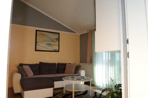Apartments Ru?a