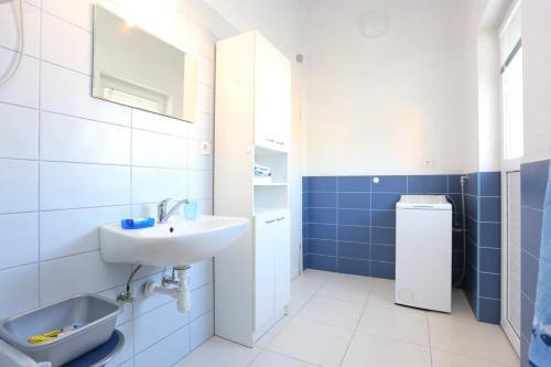 Apartment Podstrana 10356a