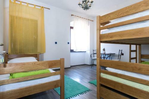Four Corners Hostel